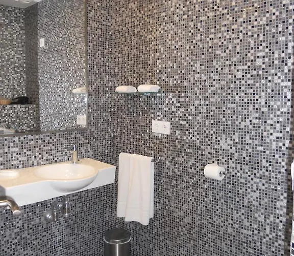 Santa Maria 12 Boutique *