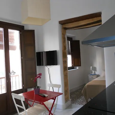 Santa Maria 12 Boutique * Кадис