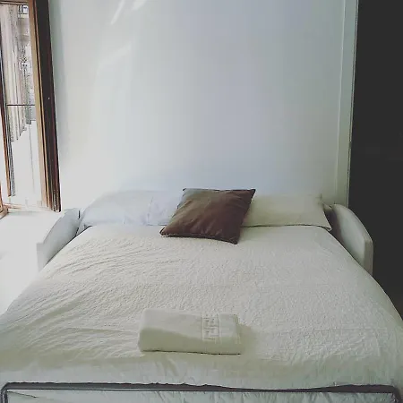 圣玛丽亚12精品公寓酒店